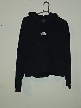 The North Face Sz Large Black Pullover Hoodie! Black And White. Like New